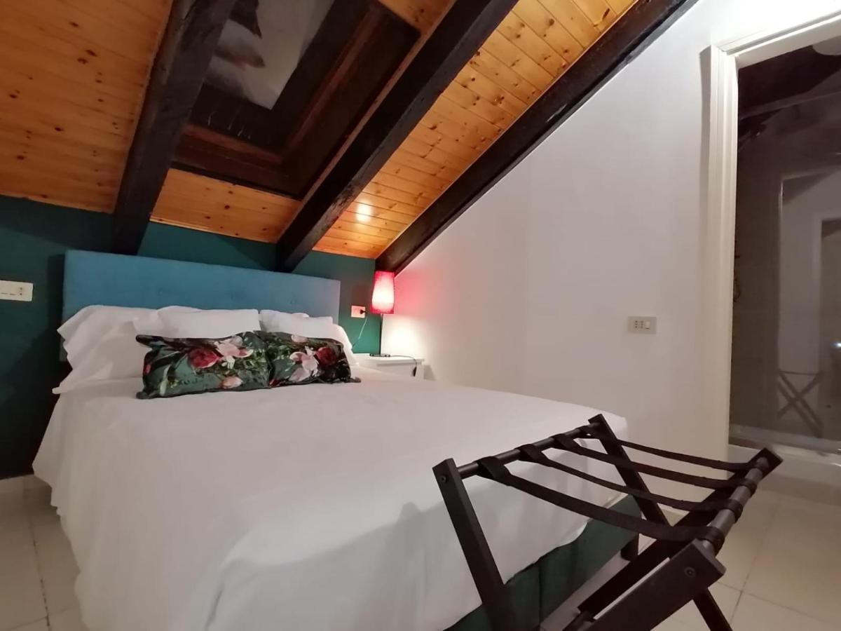 Mercanti Attic Version Apartment มิลาน ภายนอก รูปภาพ